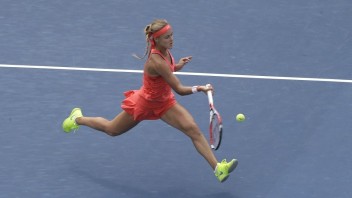 Úspešná tenistka Schmiedlová postúpila do druhého kola US Open