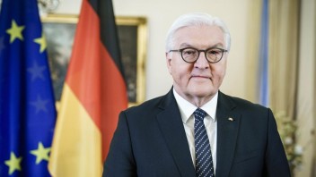 Nemecký prezident chce pomôcť nájsť útočisko ľuďom z Afganistanu, vyhlásil to počas návštevy Slovenska