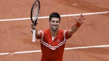 US Open: Djokovič postúpil do semifinále. Prvý set však stratil už tretíkrát po sebe