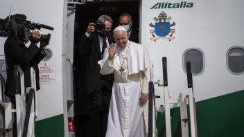 Návšteva pápeža stojí vždy nemalé náklady. Ako prebieha financovanie?