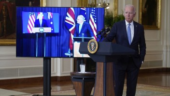 USA, Británia a Austrália nahnevali Paríž, podpísali zvláštny pakt o bezpečnosti
