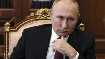 Putin oznámil, že sa covidom nenakazil vďaka vysokej hladine protilátok