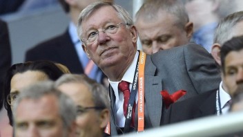 Ferguson skritizoval trénera United, Ronalda by nechal hrať od začiatku