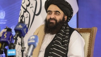 Taliban čoskoro umožní dievčatám znova chodiť do škôl, myslí si zástupca OSN