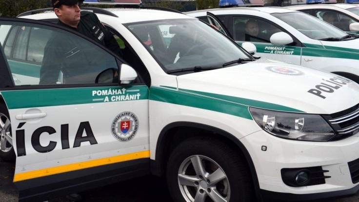 Policajná naháňačka v Bratislave, použiť museli aj varovný výstrel