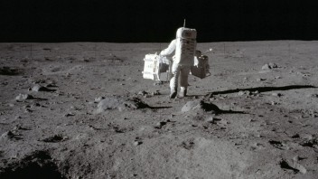 Ľudstvo sa opäť chystá na Mesiac. Prvé skúšky spúšťa NASA už čoskoro
