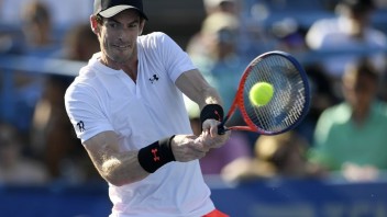 Murray postúpil do druhého kola na turnaji ATP, hrá v pozícii divokej karty