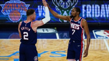 NBA: Pozornosť pútal súboj dvoch favoritov, Brooklyn sa dostáva na víťaznú vlnu