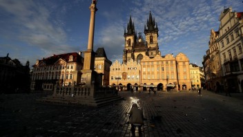 Česko zavádza nový balík opatrení. Antigénový test už niekde stačiť nebude