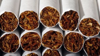 Finančná správa rozložila medzinárodnú skupinu výrobcov cigariet, zadržali aj organizátorov