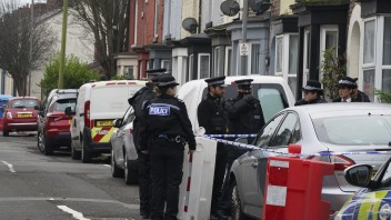 Británia zvýšila po výbuchu v Liverpoole stupeň výstrahy pred teroristickým útokom