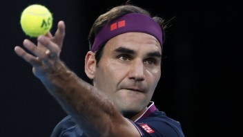 Australian Open bude pravdepodobne bez Federera, koniec ho však ešte nečaká, tvrdí jeho tréner