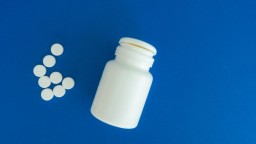 Netradičné využitie aspirínu: Okrem bolesti hlavy vyrieši aj škvrny na oblečení alebo akné