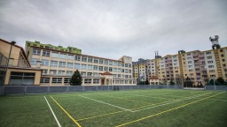 Na Slovensku opakuje ročník na základných školách množstvo študentov, dôvody skúmal rezort