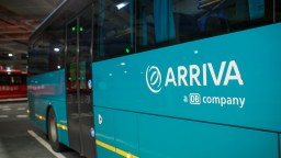 Arriva vypraví o 40 spojov viac ako plánovala, podarilo sa im prijať nových vodičov