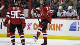 NHL: Tatar zaznamenal ôsmy bod, Devils napokon padli až v nájazdoch