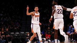 NBA: Phoenix Suns natiahol víťaznú sériu. Od dorovnania klubového rekordu ho delí iba jedna výhra