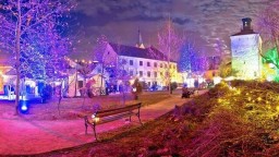 Najkrajšie vianočné trhy ponúkajú Záhreb, Verona aj Petrohrad. Každé lákajú niečím iným