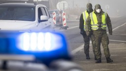 Rakúska polícia zadržala Slovenku. Podozrivá je z cezhraničného obchodu s drogami