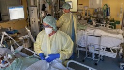 V Nemecku je koronavírusom nakazených takmer milión ľudí, tvrdí nemecký minister zdravotníctva