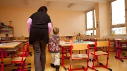 Holandsko zatvára základné školy, dôvodom je omikron
