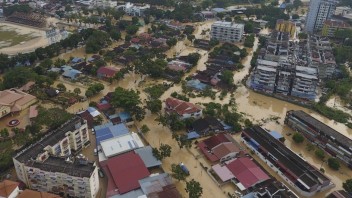Malajziu trápia záplavy, evakuovať museli vyše 29-tisíc ľudí