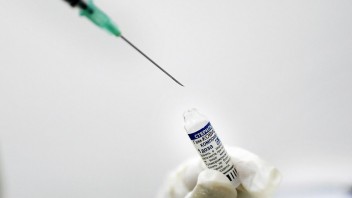 WHO by mohla schváliť vakcínu Sputnik V v nadchádzajúcich mesiacoch, vyhlásil hovorca Kremľa