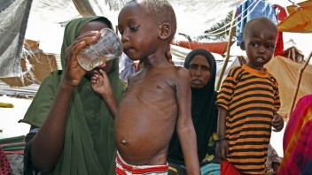 Somálsko trápi nedostatok jedla stále viac. Akútnemu hladu tam čelí už každý štvrtý človek, tvrdí OSN