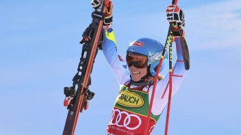 V obrovskom slalome Svetového pohára skončila Vlhová na štvrtom mieste. Víťazkou sa stala Shiffrinová