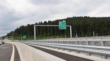 Národná diaľničná spoločnosť podpísala zmluvu na výstavbu nového privádzača