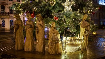Na východe Slovenska zdobia betlehemy v čase sviatkov takmer každé mesto