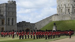 Muža, ktorý vnikol do Windsorského hradu, zatkli podľa zákona o duševnom zdraví