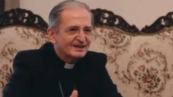 Ako vníma arcibiskup Zvolenský návštevu pápeža a prečo má rád MFK Ružomberok?