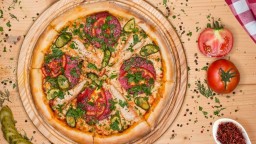 V novom roku to skúste zdravšie: Chutné cesto na pizzu si môžete pripraviť z karfiolu či batátov