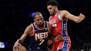 NBA: Hráčom Brooklynu nepomohol ani návrat Duranta, v zápase podľahli Philadelphii