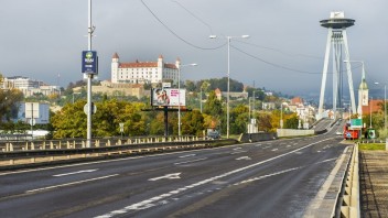V Bratislave začne platiť parkovacia politika. Zóny sa majú postupne rozširovať