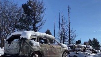 Najprv devastačný požiar, potom sneh. V americkom štáte Colorado rátajú škody