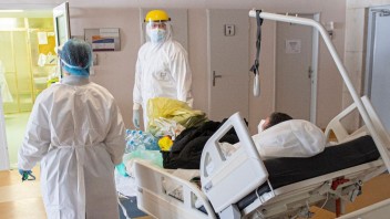 Pacientov s Covid-19 v nemocniciach na Zemplíne naďalej ubúda