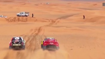 Druhú etapu automobilov v Rely Dakar vyhral Sebastian Loeb. Ako si viedli Zapletal so Sýkorom?