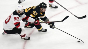 NHL: Tatar s gólom proti Bostonu, ten však na víťazstvo New Jersey nestačil