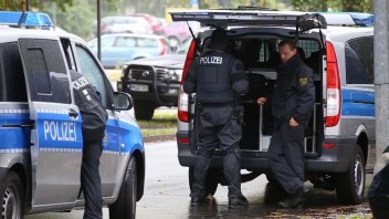 V Nemecku vyšetrujú sieť pedofilov. Podozrivých sú stovky, figurujú aj vysoko vzdelaní ľudia