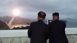Okolité štáty sú v pozore, Severná Kórea opäť testovala strely. Ide vraj o reakciu na sankcie