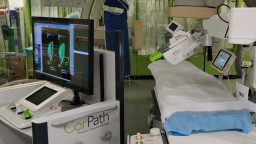 Nemocnica v Martine získala robotické rameno. Patrí k lídrom v digitálnej patológii, vyhlásil Lengvarský