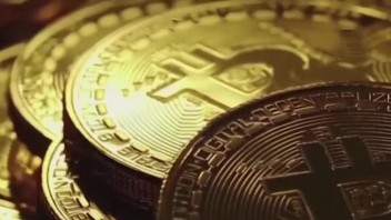 Kryptomeny pokračujú v páde, cena bitcoinu klesla na 34-tisíc amerických dolárov