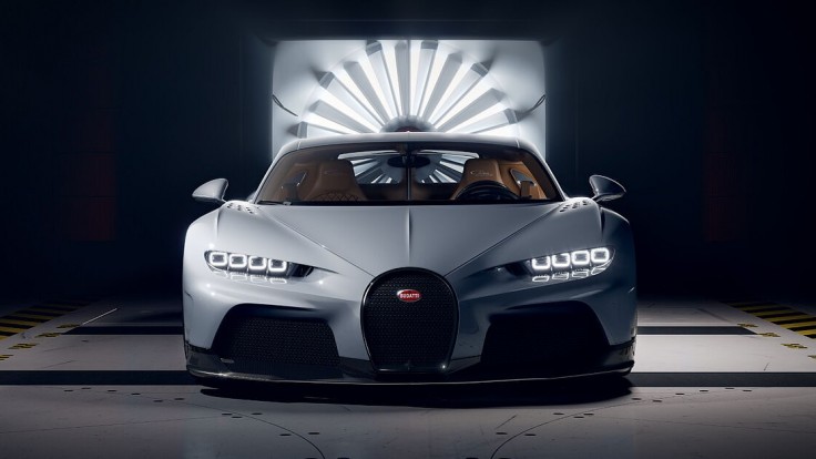 Český miliardár testoval rýchlosť svojho Bugatti na nemeckej diaľnici. K šialenej jazde sa vyjadrilo aj ministerstvo