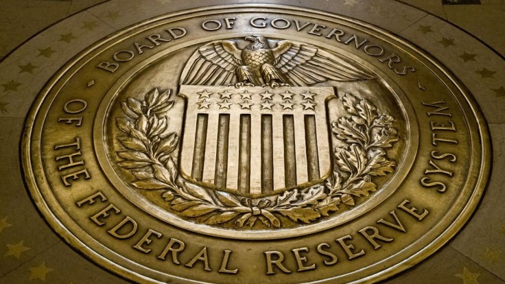 Americká centrálna banka úrokové sadzby nemenila, k zvýšeniu však dôjde čoskoro