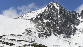 Najstrmšia zjazdovka v Tatrách privíta prvých lyžiarov