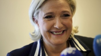 Jean-Marie Le Pen je po slabšej mŕtvici v nemocnici. Nič nehrozí, uviedol bývalý predseda strany Národný front