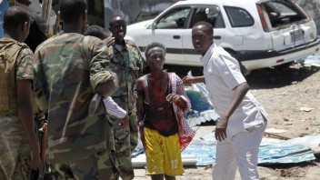 Somálsko zažilo ďalší samovražedný bombový útok. Sú za ním povstalci skupiny aš-Šabáb