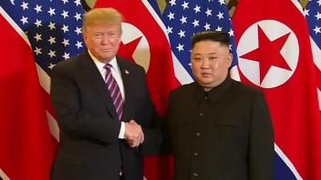 Trump tvrdí, že je v kontakte so severokórejským vodcom, napísala reportérka New York Times